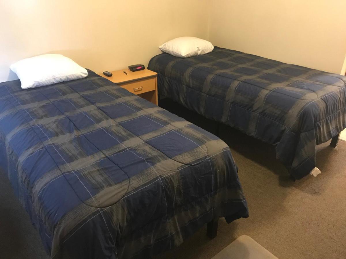 Prairie Suites Motel ウィリストン エクステリア 写真